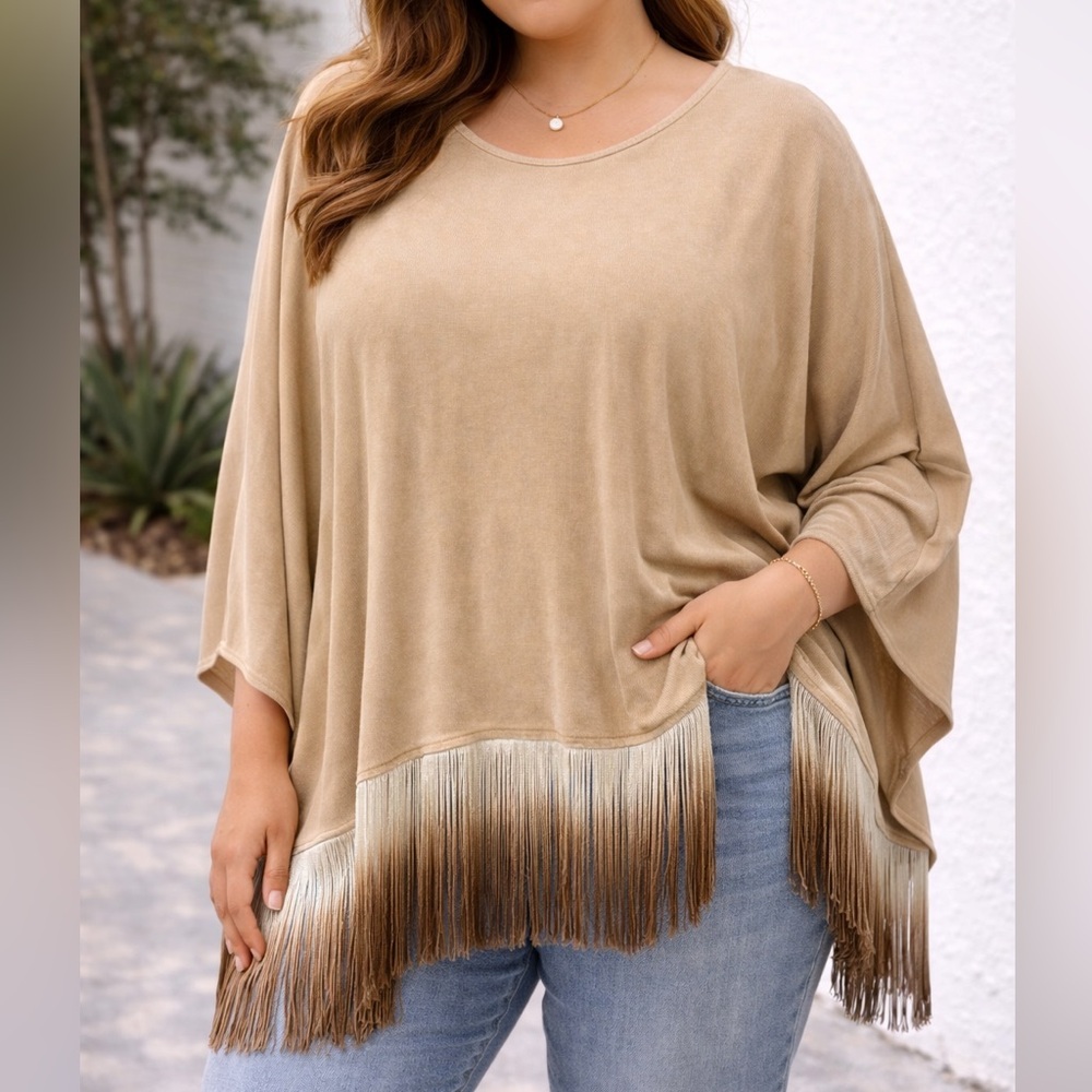 New Chico's traveler's ruana Tan‎ ombre fringe trim Poncho M